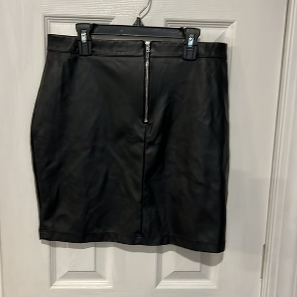 Chocolate U.S.A women’s skirt - Picture 4 of 4